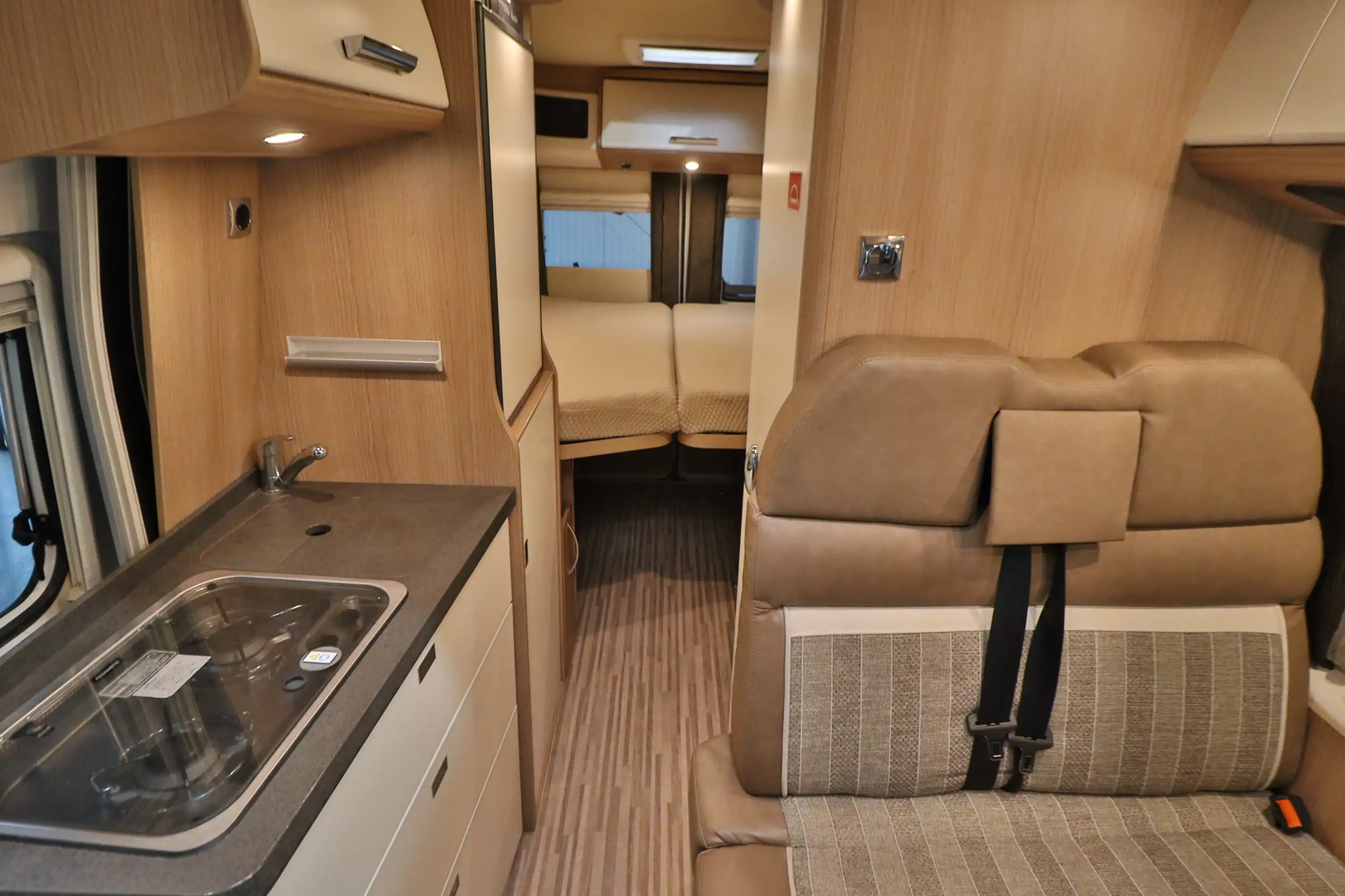 CARTHAGO Malibu Van 600 DB